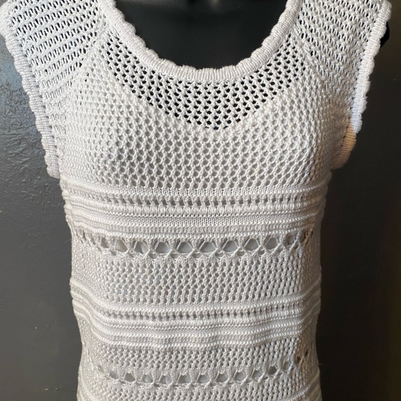 LAUNDRY By Shelli Segal White Crochet Dress With Buttons Down The Back - Picture 2 of 16
